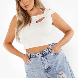 Ribbed cut out detail top